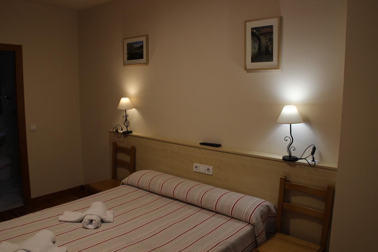 Hostal Ezkaurre Isaba Zewnętrze zdjęcie